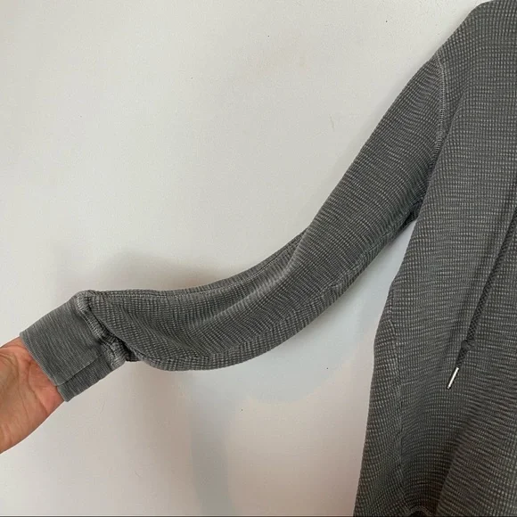 Lucky Brand Thermal Pullover Boho Hoodie Long Sleeve Distressed Gray Size Small - Picture 5 of 9